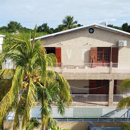 Villa Pistaches Grand-Bourg  外观 照片